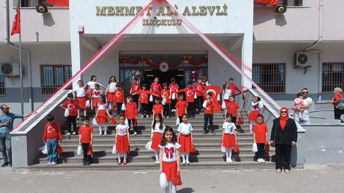 23 Nisan Ulusal Egemenlik ve Çocuk Bayramı
